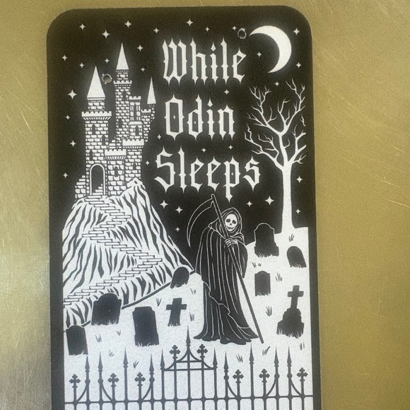 While Odin Sleeps Pumpkin Earrings~ - Picture 5 of 5